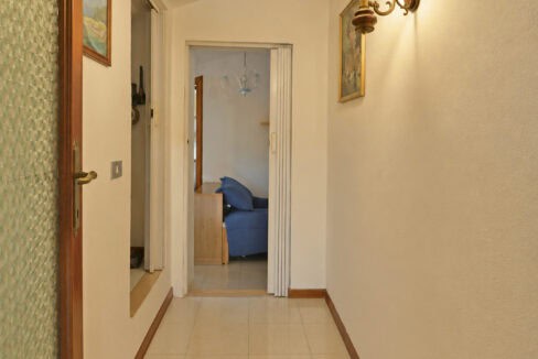 209n (4)