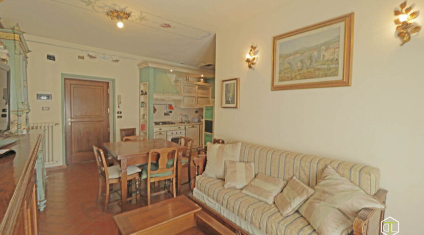 211B (3)